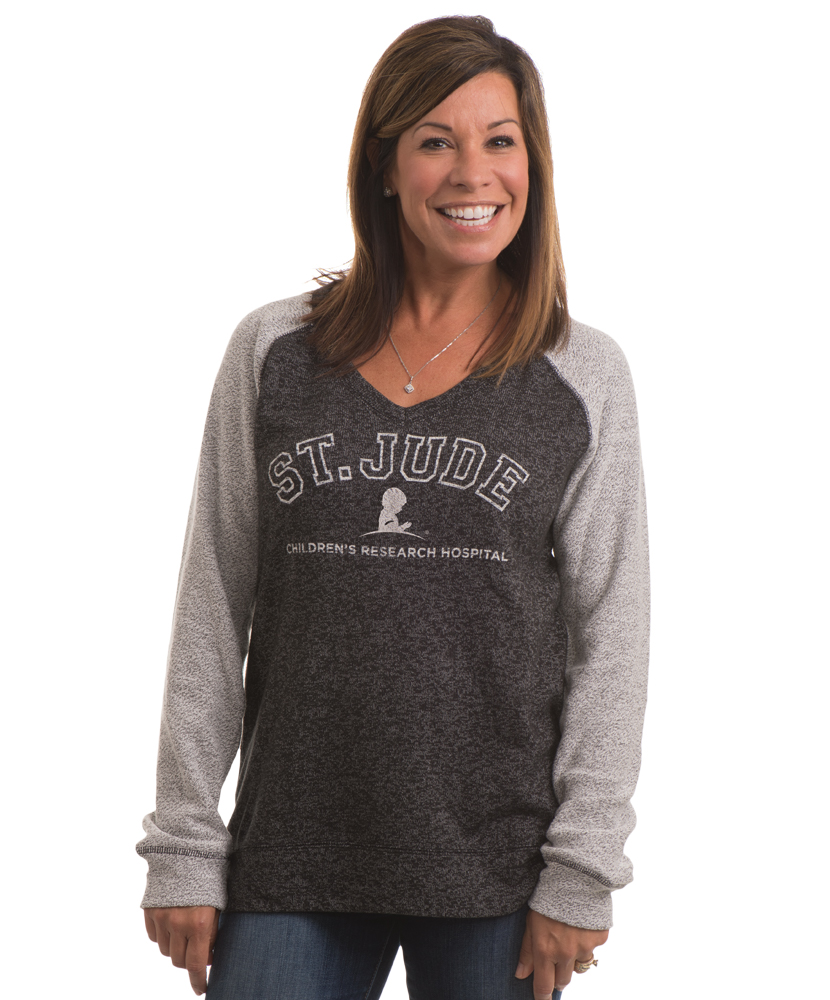 Sweater Knit V-Neck Pullover